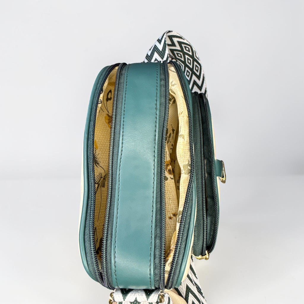 CREAM AND GREEN FAUX LEATHER CROSSBODY SLING BAG